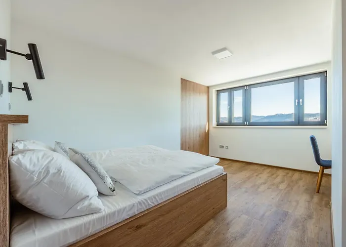 Na Fialce Apartment *