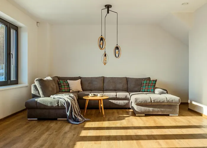 Apartment Na Fialce