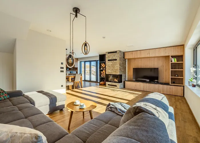 Apartment Na Fialce