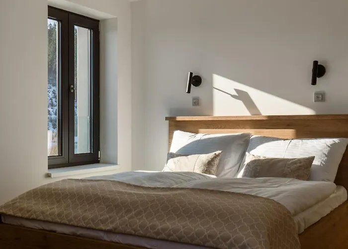 Na Fialce Apartment